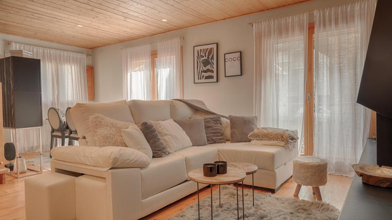 Chalet Saplan Real Estate Sarraera *
